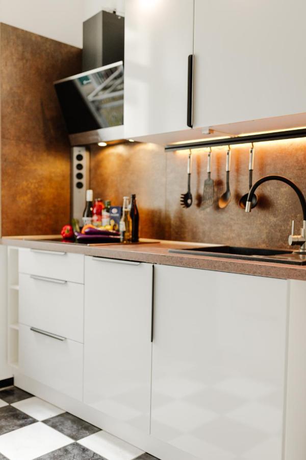 Design Apartment Stadtfeld-Ost Mit Netflix & 2 Schlafzimmern ماغديبورغ المظهر الخارجي الصورة